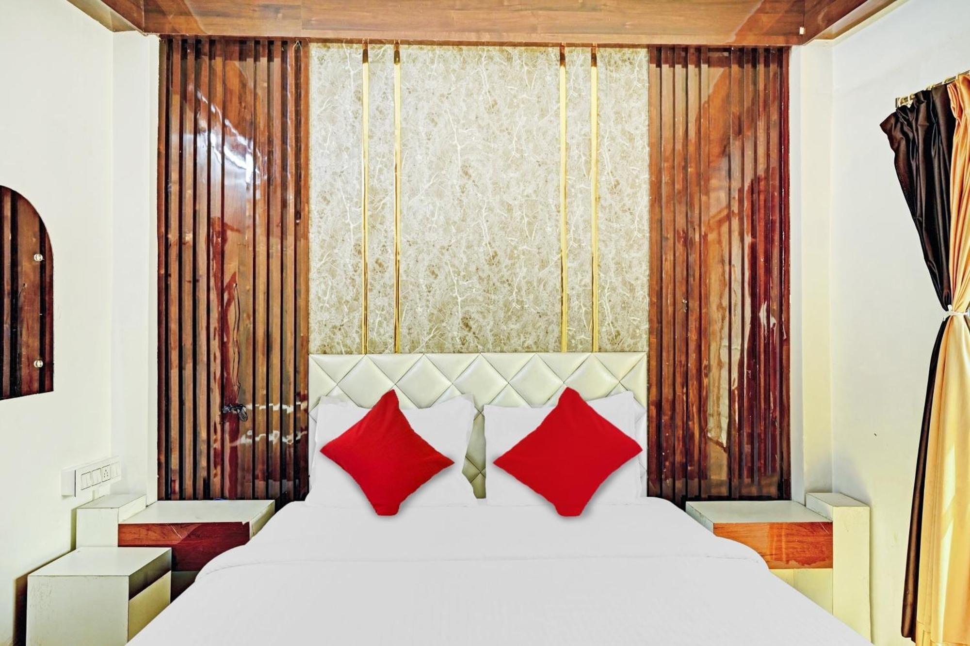 Hotel O Om Shanti Inn كولكاتا المظهر الخارجي الصورة